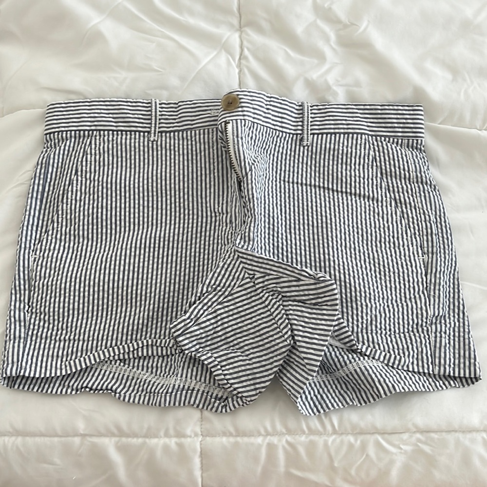 GAP striped shorts